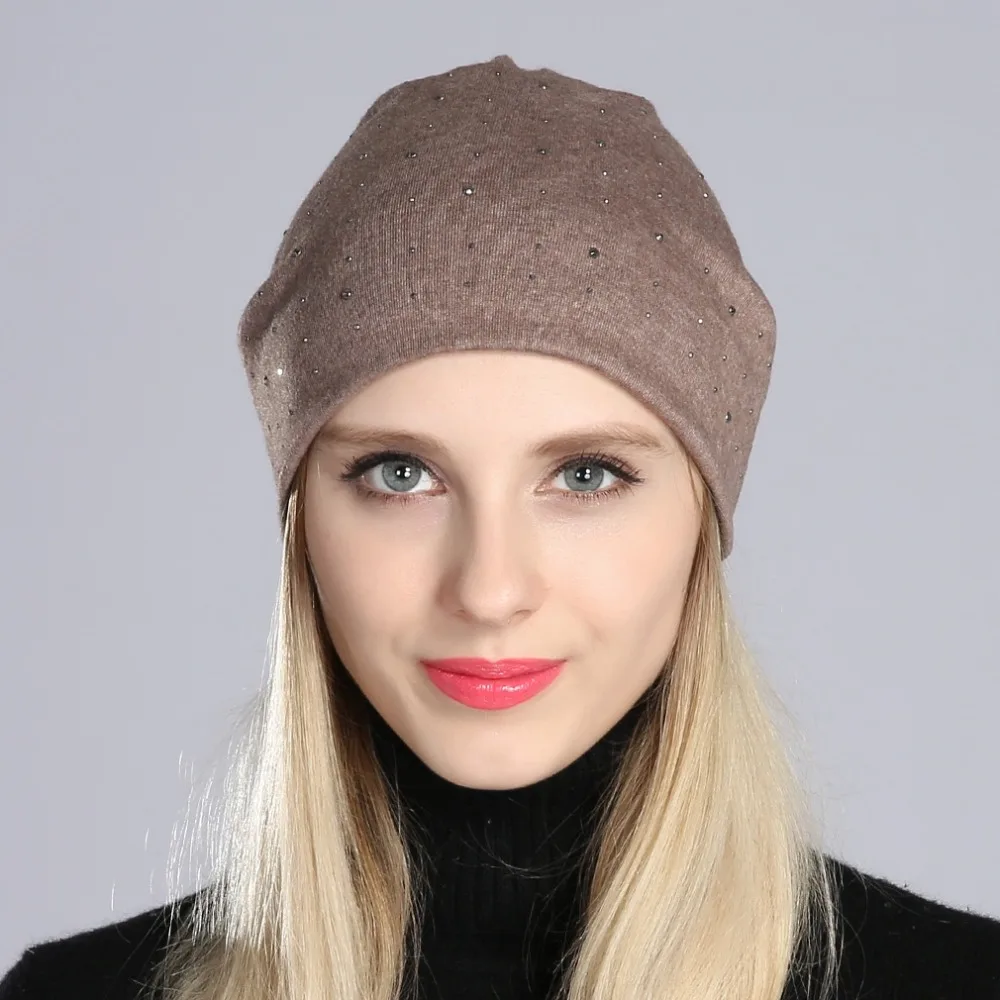 Geebro Women\'s Beanie Hat with Rhinestones Ladies Spring Plain Color Cotton Knitted Slouchy Beanies Bonnet Female Skull Beanie