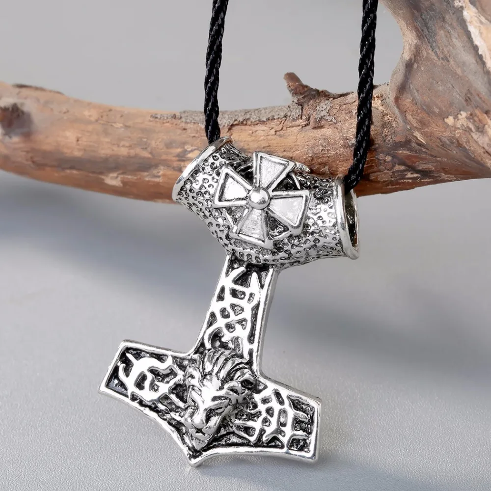 QIMING Nordic Style Men\'s Necklace Women fashion Thor Hammer Pendant Mjolnir Norse Slavic Axe Retro Gothic Gifts For Men Jewelry