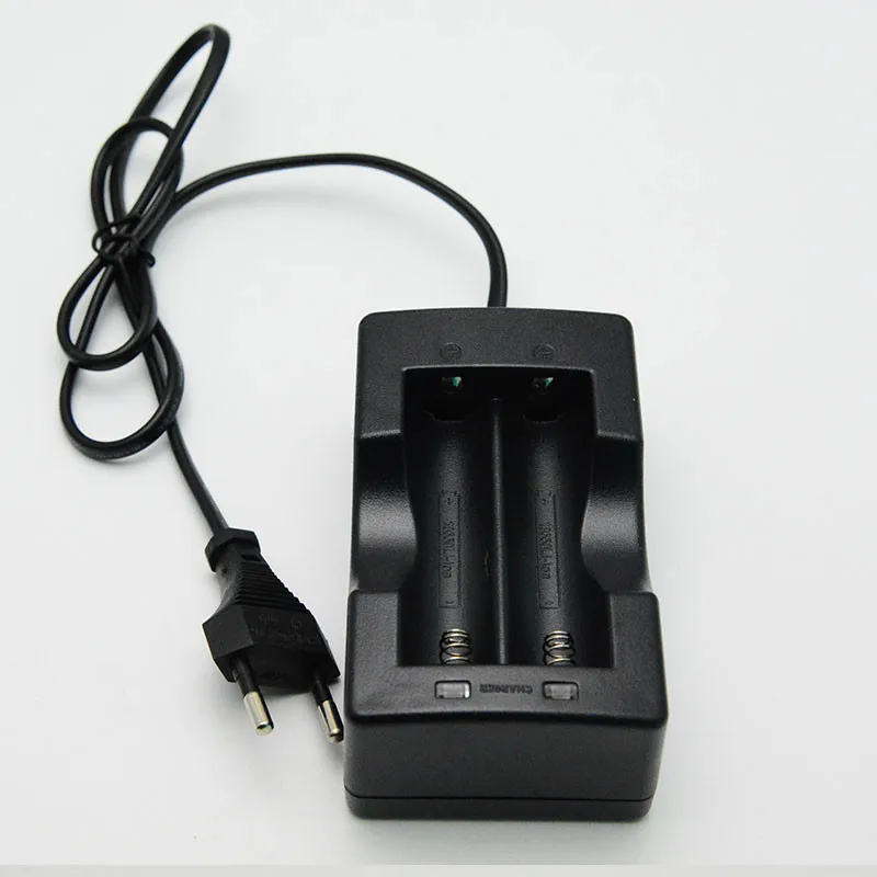 100pcs/lot Lithium battery charger US/EU plug Wired charger EU/US PLUG for all 18650 Battery charging