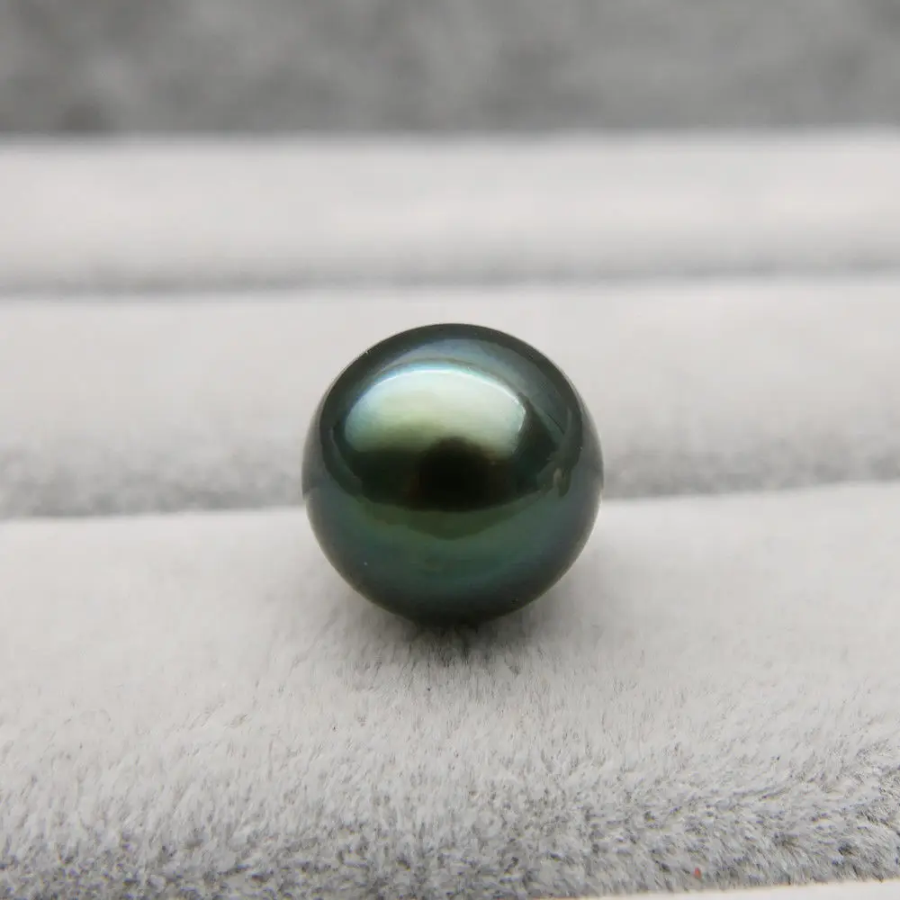 Luminous 12.2mm Round Black Green Real Tahitian Cultured Loose Pearl Undrilled