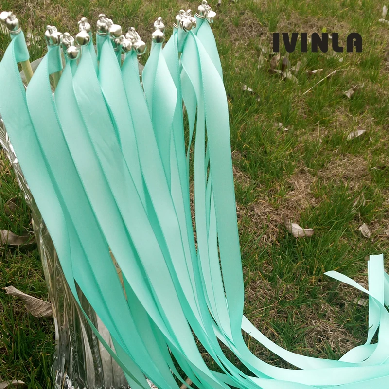 

Hot selling 50pcs/lot green wedding ribbon wands With sliver Bells for wedding party