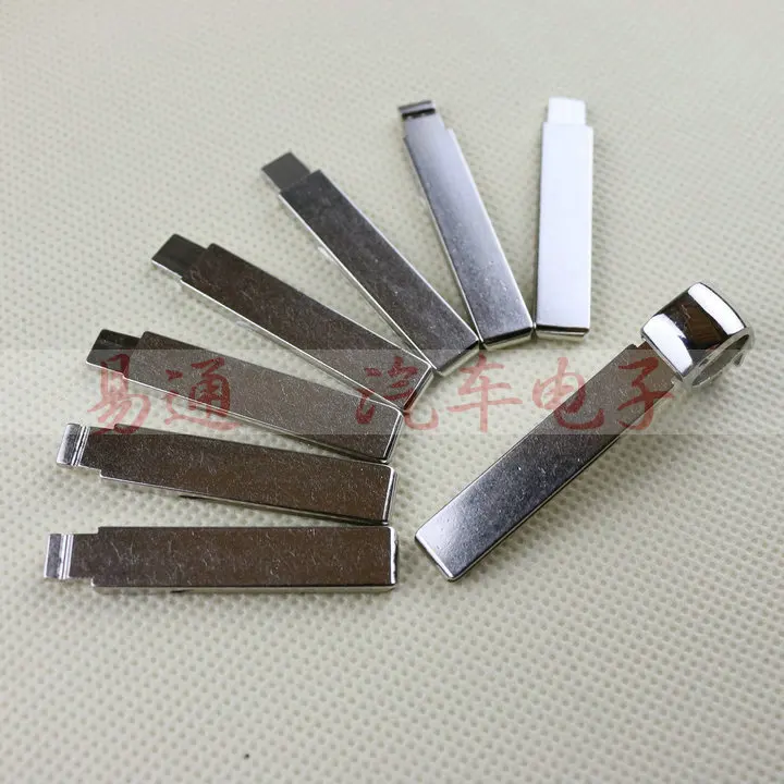 Originale sostituisci la lama chiave pieghevole per l'embrione chiave dell'automobile Peugeot 508 che sostituisce la lama chiave a distanza della testa della chiave NO.99