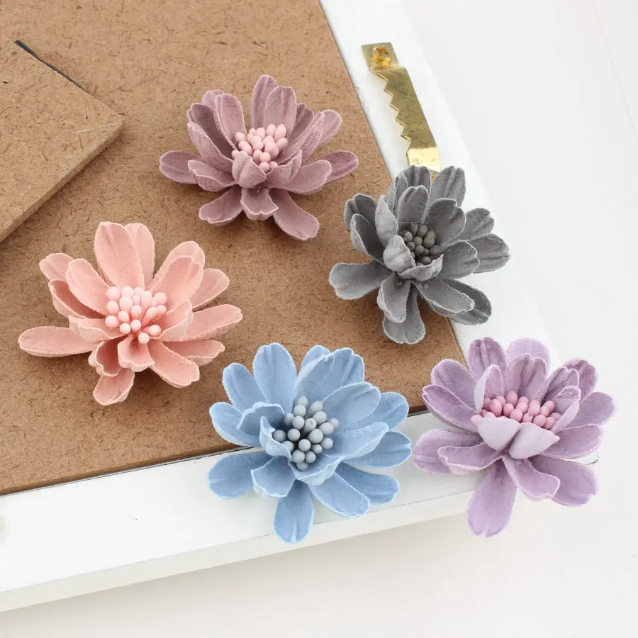 

Wholesale Trendy 20pcs/lot Suede small chrysanthemum flowers Shape Handmade Microfiber Florals Diy Jewelry decoration material