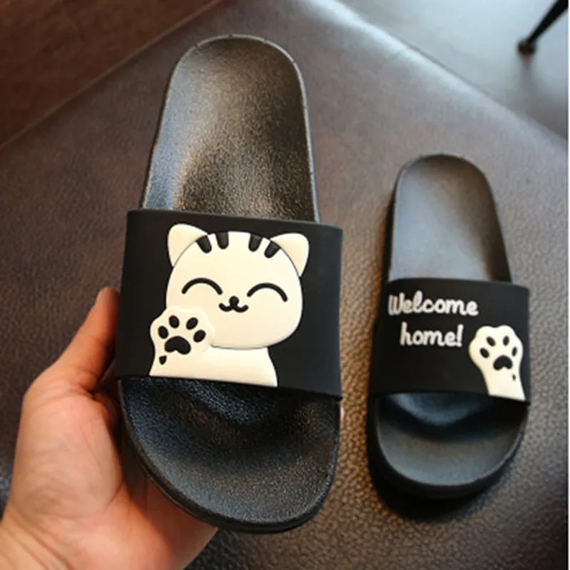 Musim Panas Wanita Sandal Pasangan Liburan Pantai Slide Unisex Sandal Kartun Kucing Cetak Mandi Alas Kaki Keluarga Yang Sesuai dengan Sepatu