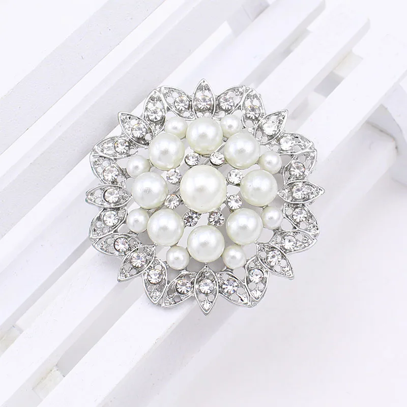 Pearl Brooch Fashion White Imitation Pearl Rhinestone Crystal Flower Bridal Brooch Pins Handmade For Wedding Hot Item NO.: FB019