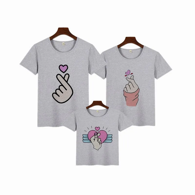 Palm  Heart  Finger  Hand Family T-shirt Daddy Mommy Baby Family Matching Clothes  Mommy and Me  Matching  Christmas Clothes