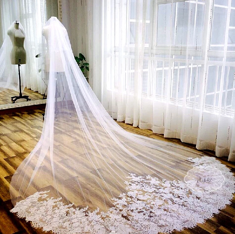 Beautiful 3 White Metro Ivory Cathedral Veils Bride Embroidery Lace Long Bridal Veil with Comb Veil Bride Wedding Accessories