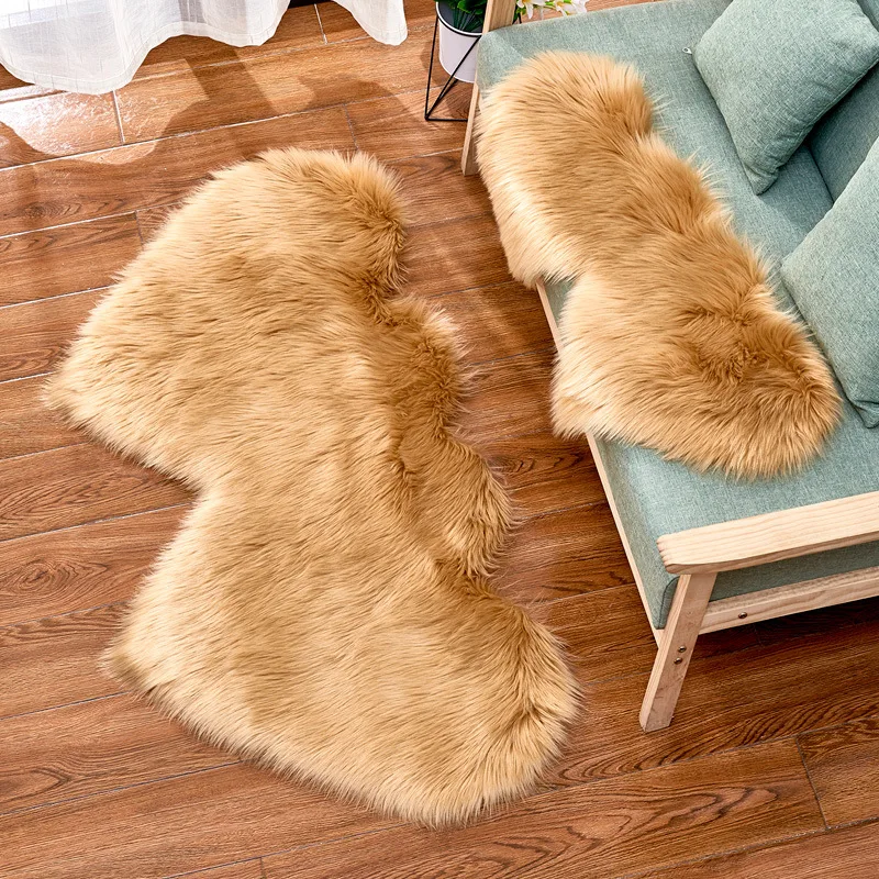 RAYUAN Love Heart Shape Artificial Wool Sheepskin Hairy Carpet Faux Mat Seat Pad Fur Plain Fluffy Soft Area Rug Tapetes