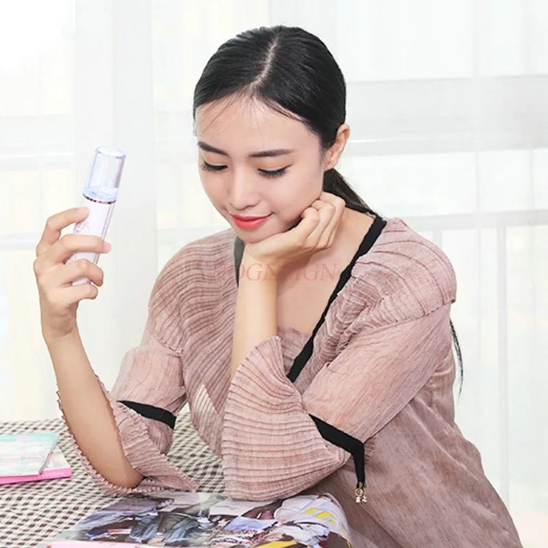 بخاخ عداد المياه الصغير المحمول أداة تجميل الوجه بالبخار المرطب آلة الرش البارد قطعة أثرية بيع