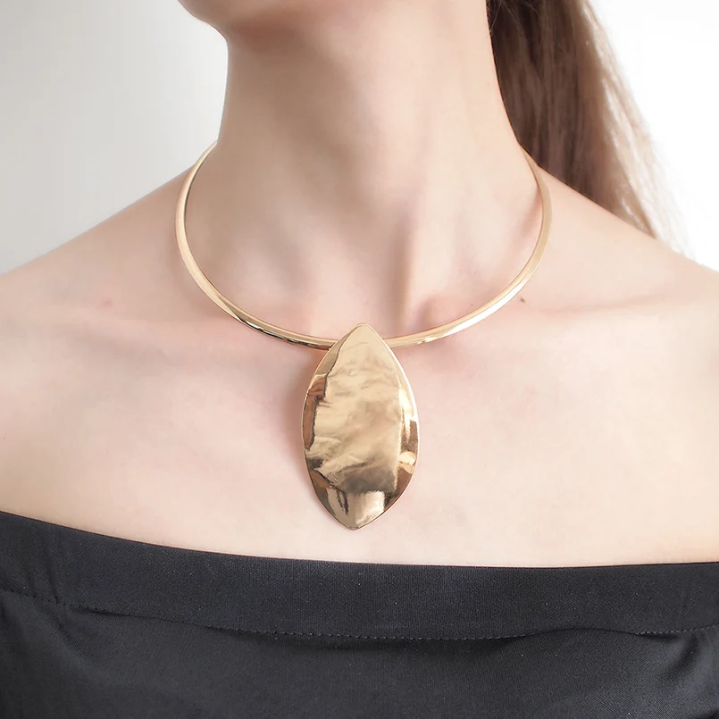 Punk Alloy Gold Color Chokers Necklace Metal Geometric Statement Necklace For Women Jewelry Accessories 2022 UKEN