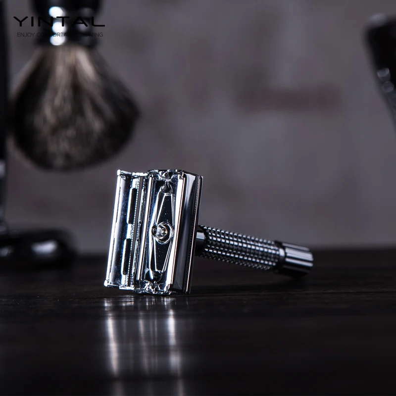 YINTAL Double Edge Safety Razor Brass Surface Plating Men\'s Manual Portable Shaver Grid Anti-skid Handle With 5 Blades