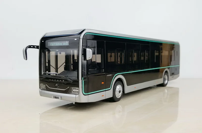 

Collectible Diecast Toy Model Gift 1:42 Scale Yutong U12 Pure Electric Bus City Transit Bus Lighting Vehicle Model Decoration