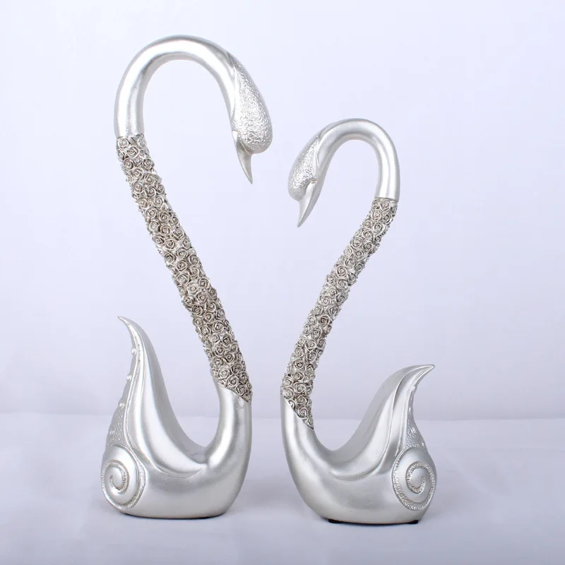 

Resin Crafts European Lovers Swan Home Decor Get Married Wedding Gifts Decoration Garniture Present Souvenir Showcase A pair