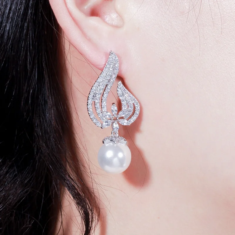 CWWZircons Wunderschöne Zirkon-Goldfarbene Runde Perlen-Ohrhänger für Damen, Vintage-Braut-Hochzeits-Party-Schmuck, Großhandel E0290 – Detail 9