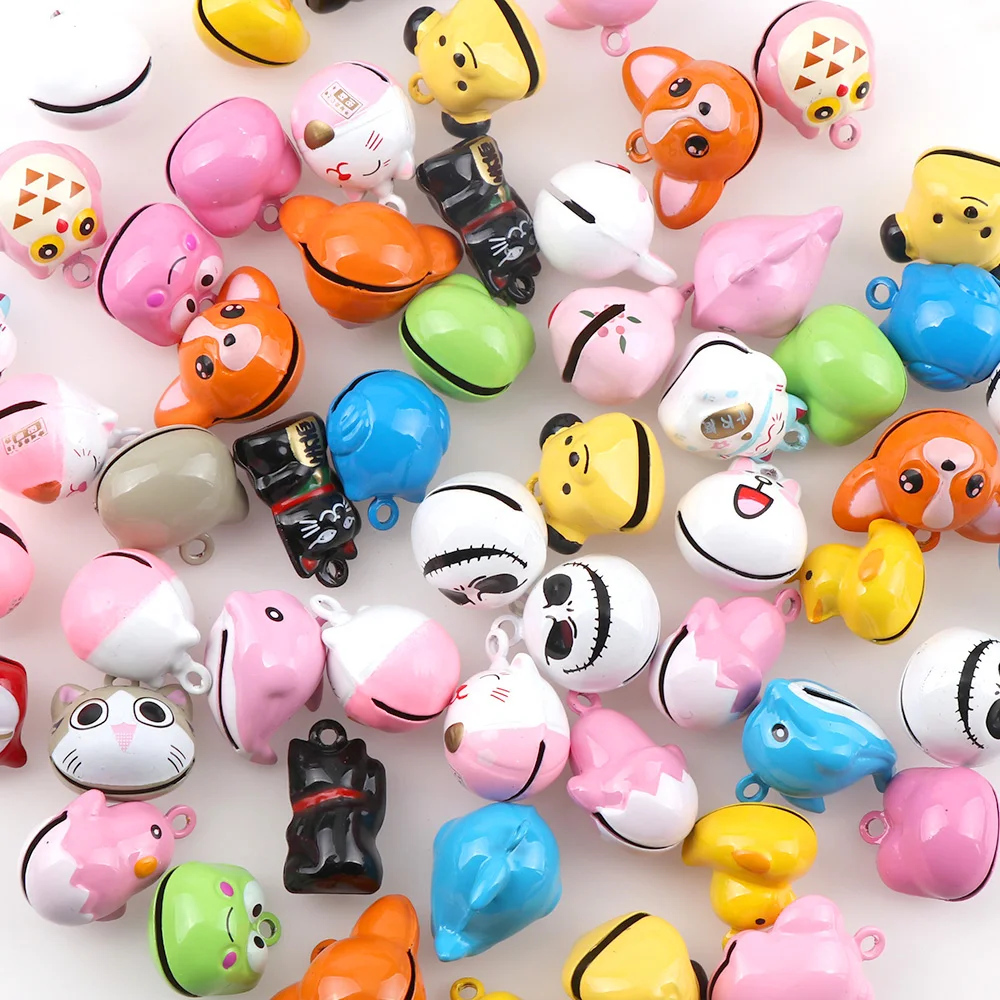 

20Pcs Random Mix Color Mix Design Cute Animal Series Jingle Bells Pendant Handmade For Christmas Tree Decoration