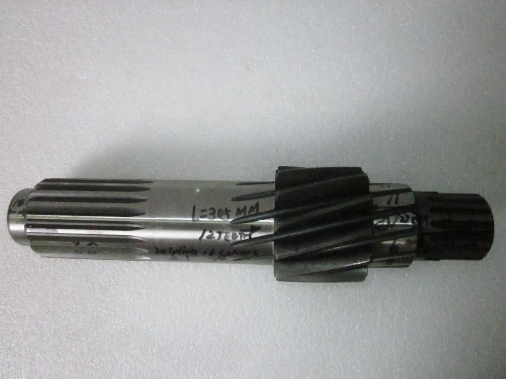 

short semiaxle right for JINMA804 tractor, part code:800.38.132