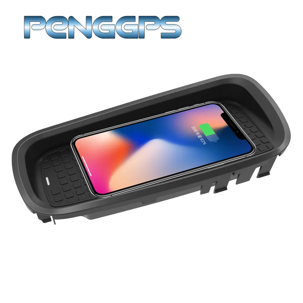 QI Wireless Car Charger For Lexus CT 2015 2016 2017 Intelligent Infrared Fast Wireless Charging Car Phone Holder for IPhone