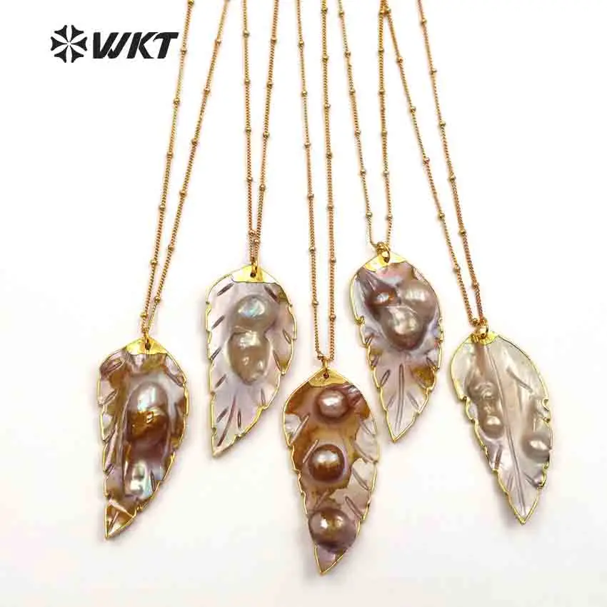 

WT-JN054 WKT New Natural Shell Plant Shape Random Size Pearl Metal Link Ladies Elegant Pendant Necklace