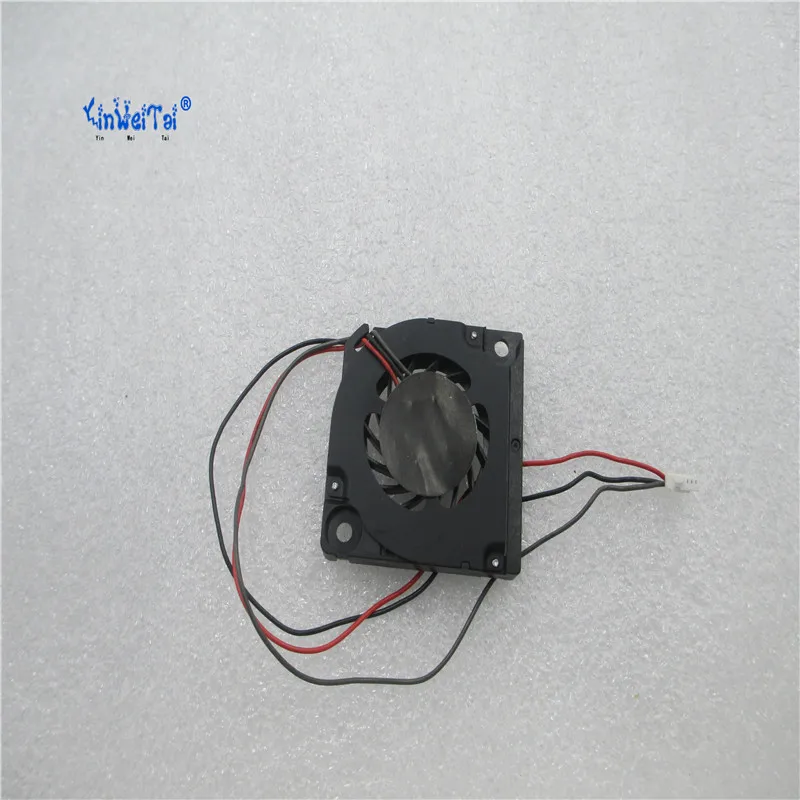 

CPU Fan For Toshiba R200 Tecra M4 MCF-TS4006M05 MCF-TS4006M05-1 GDM610000250 GDM610000233 GDM61000251 MCF-128AM05 GDM610000249