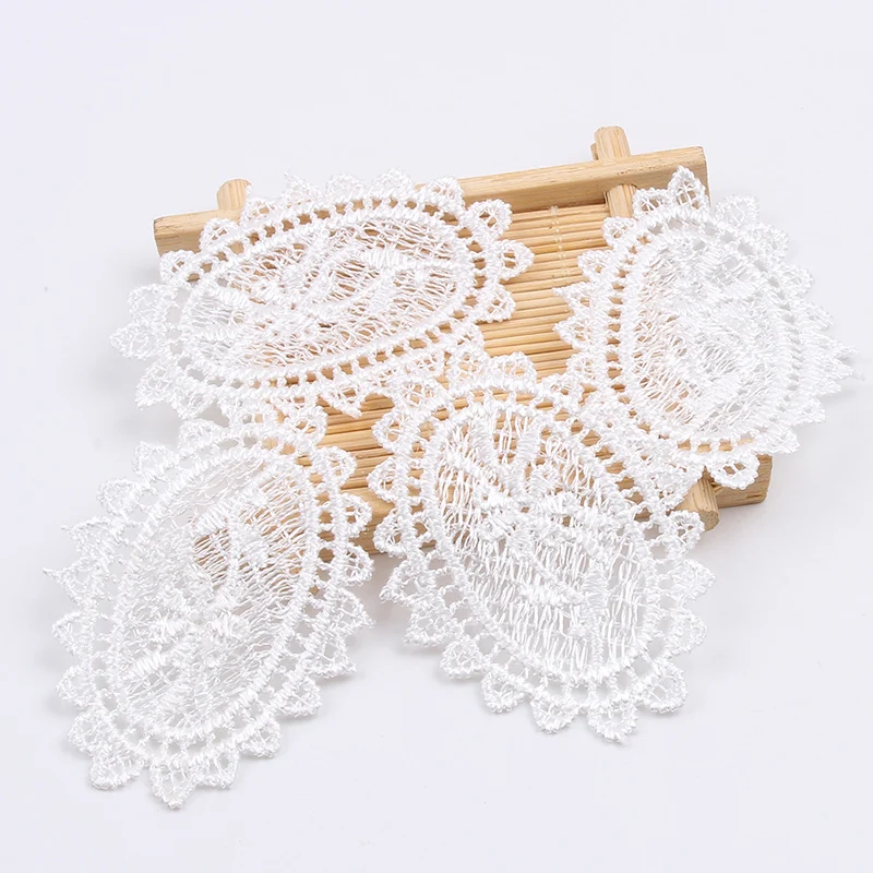 30pcs/lot Sew On White Guipure Lace Fabric Oval Flower Applique Trims for Garment Accessories Decoration DIY Patchwork Craft