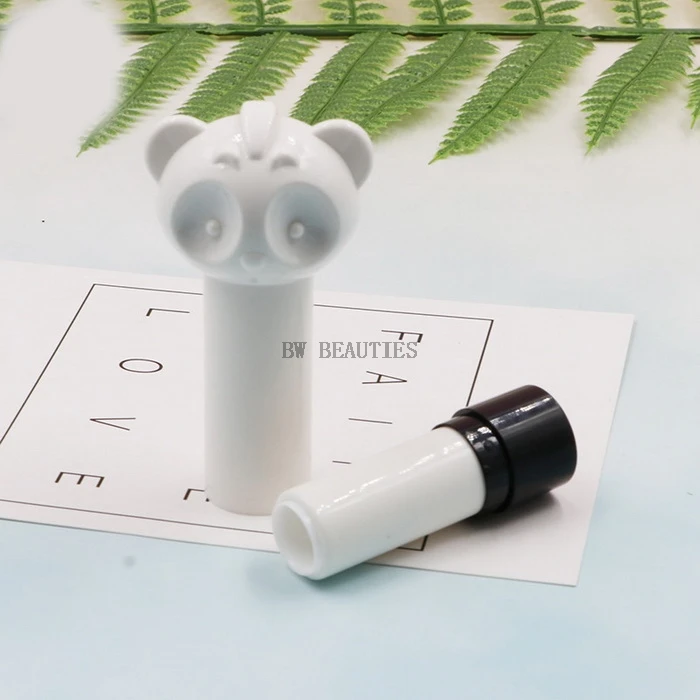 

300pcs 12.1mm New Style Cartoon Cute Panda Lipstick Tube Makeup Tool Homemade Empty Plastic Lip Balm Tube Refillable Bottles