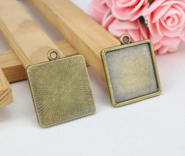 

50pcs Antique Bronze Square Base Setting Tray Bezel Pendant Charm,fit 20mm Cabochon/Cameo,DIY Accessory