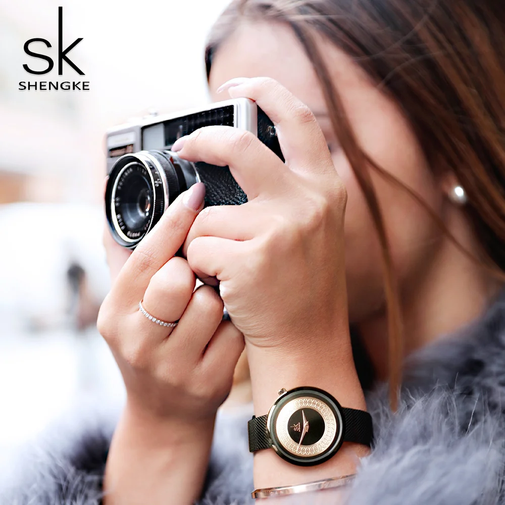 Shengke-Reloj de malla metálica para mujer, accesorio de moda, diseño Vintage, marca de lujo, clásico, Bayan Kol Saati