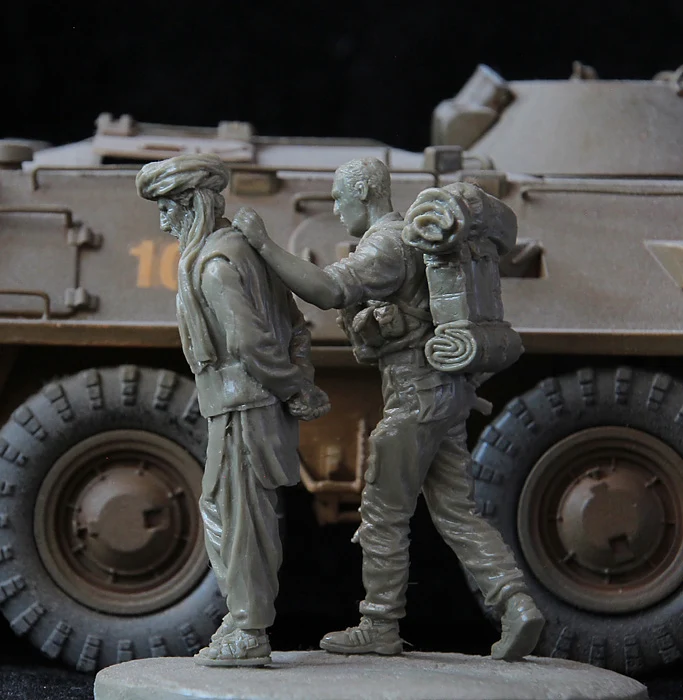 Unpainted Kit 1/35  Soviet special forces officer   figure Historical  Figure Resin  Kit