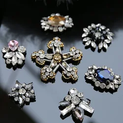 1PCS Handmade Rhinestone Patches Sew On Snowflake Applique Embroidery Flower Patches for Clothing Shoes Beaded Sequin Parch