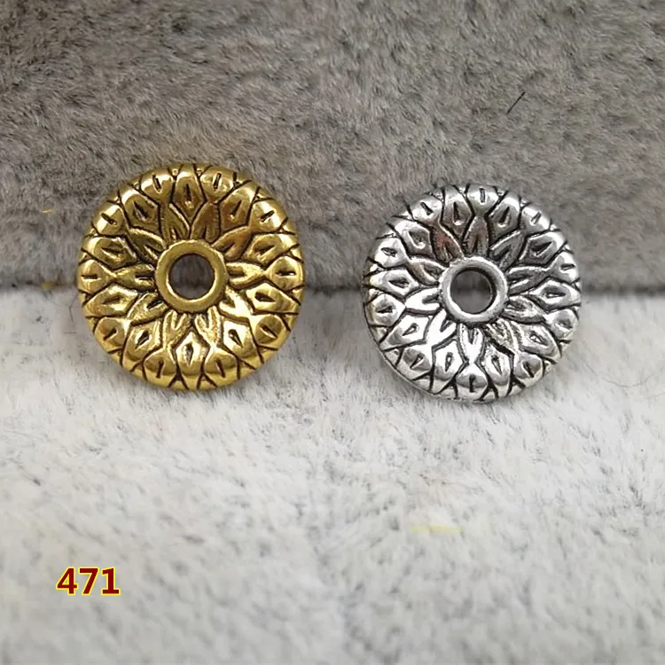 30pcs/lot Flat Round Carved Metal Spacer Beads 12x2mm Antique Gold Color Beads Charms Receptacle DIY Beading Jewelry Making