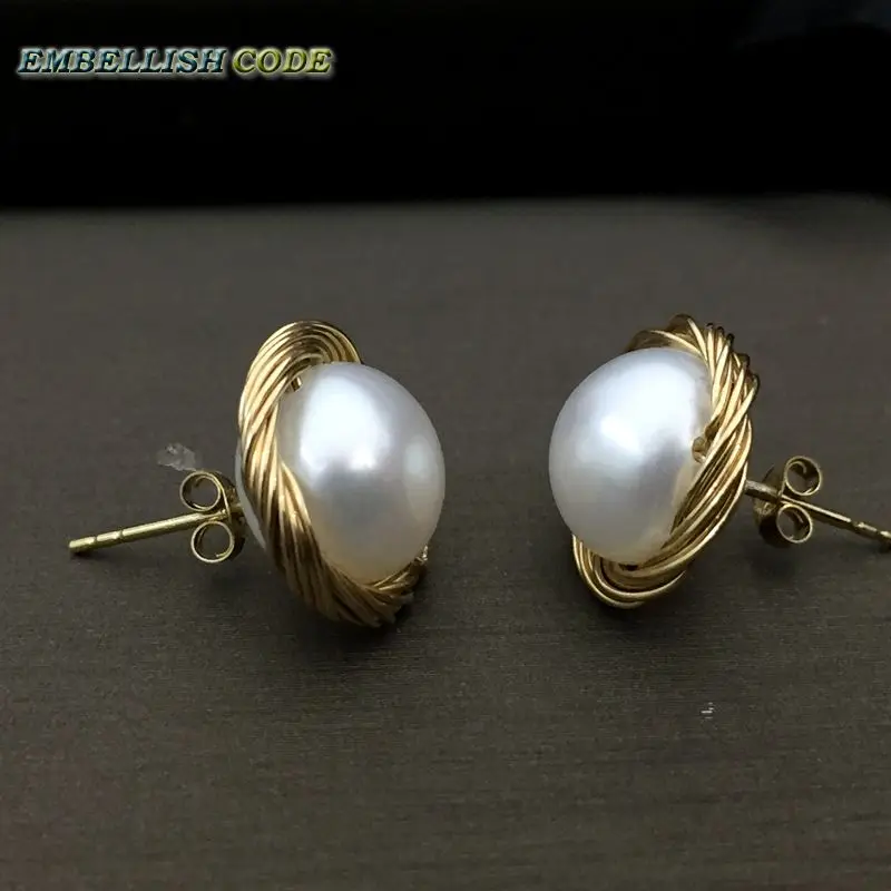 NEW Design Hand made white Classic style golden wire flat round real freshwater cultured pearls stud earrings for girl gift