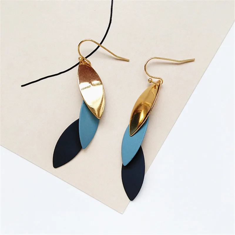 Unique personality and colorful color matching ear hook fashion ladies earrings Fashionable gift earrings wholesale