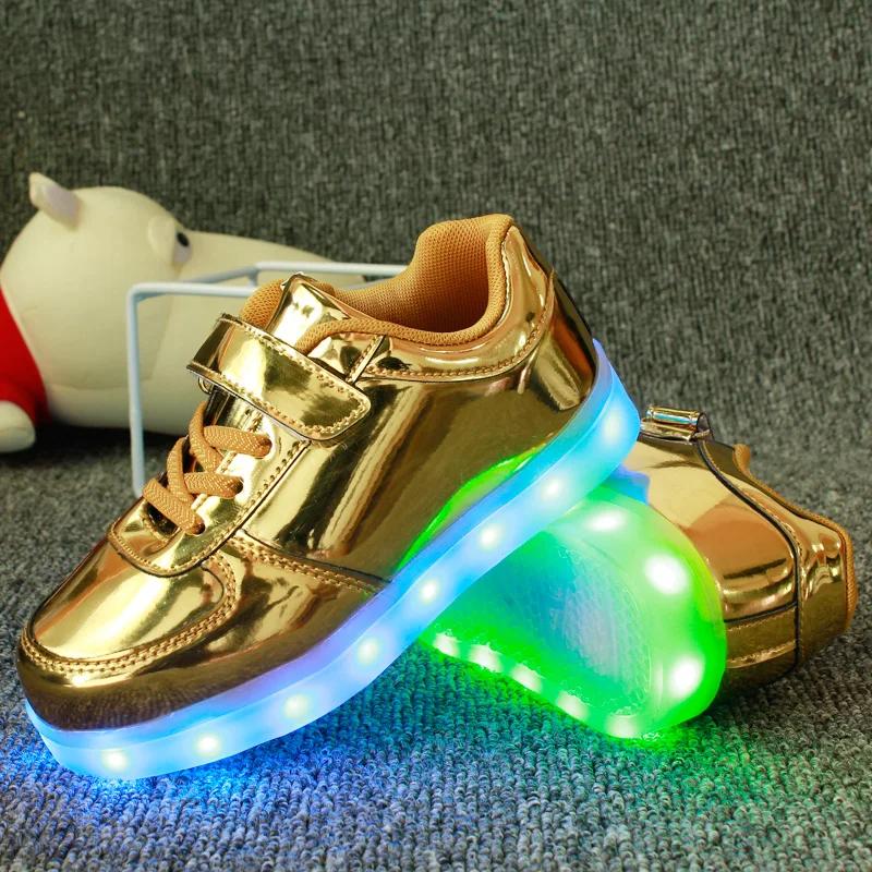 UncleJerry Led Shoes for Child USB chargering Light Up Shoes for boys girls Glowing Christmas Sneakers