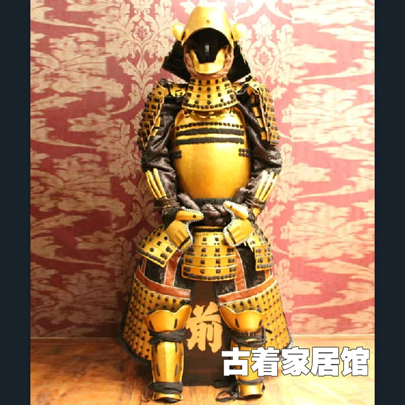 I may wear Japan's armor Leyasu Tokugawa Japanese Restaurant craft ornaments Samurai armor model