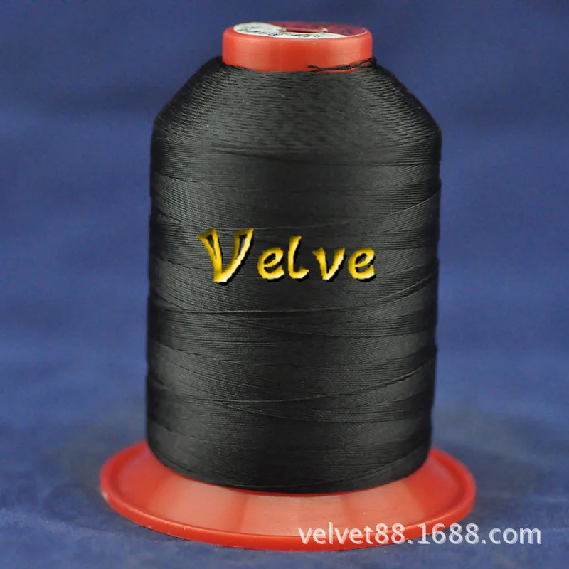 

Antistatic sewing thread with antistatic line