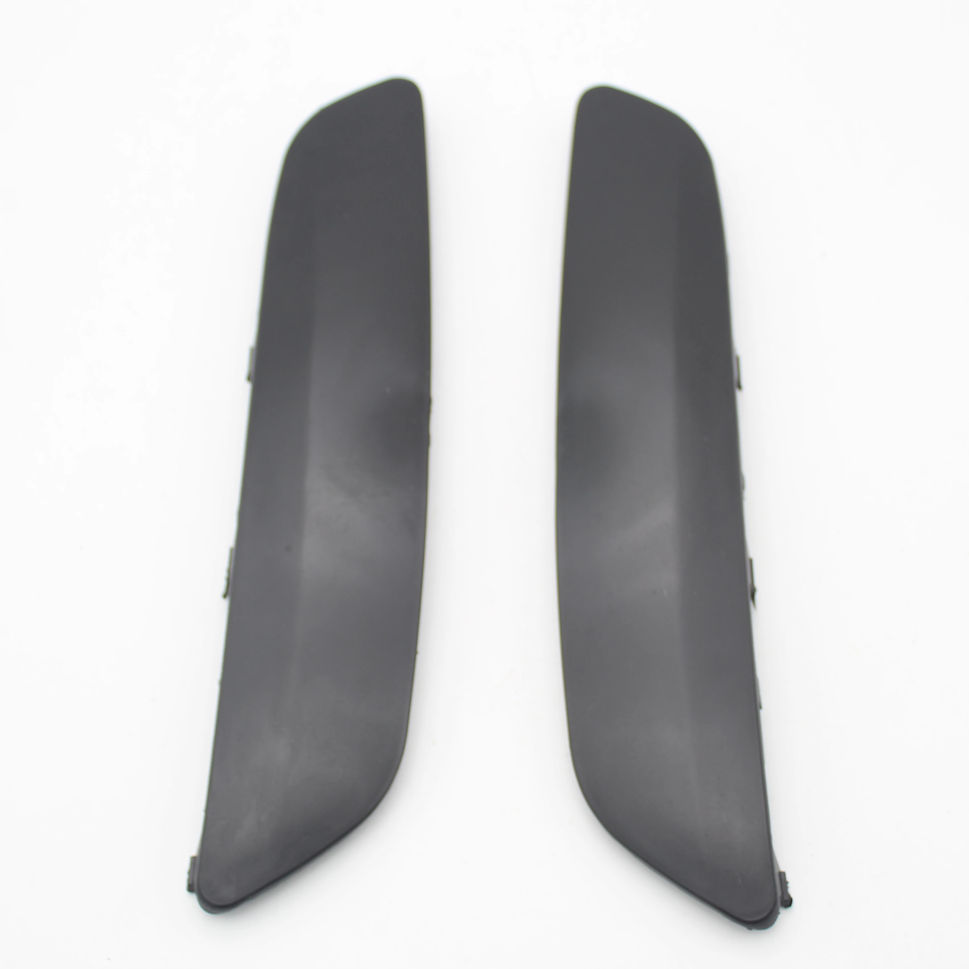 1Pair Front Bumper Cover Trim Molding Bumper Moulding For VW GTI Jetta 5 Mk5 2005 2006 2007 2008 2009 2010 1K0807717B 1K0807718B