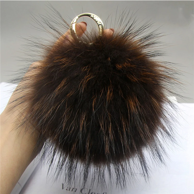 Fashion High-end Luxury 15CM Fluffy Raccoon Fur Ball Keychain Real Fur Key Chains Fur Pom Pom Keychin Pom Pom Women Bag Pendant