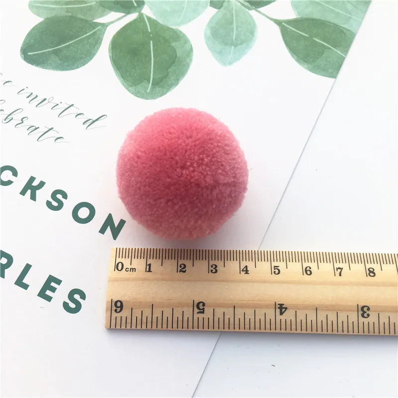 8pcs/lot 40mm Large Pompom Fur Balls For Kids DIY Scrapbooking Wedding Home Decoration Plush Pompoms Ball Flowers Crafts