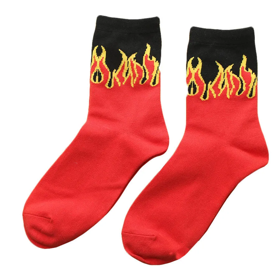 Unisex Fashion Hip Hop Design Red Flame Pattern Crew Socks Lifelike Jacquard Fire Socks Classic Street Skateboard Long Socks