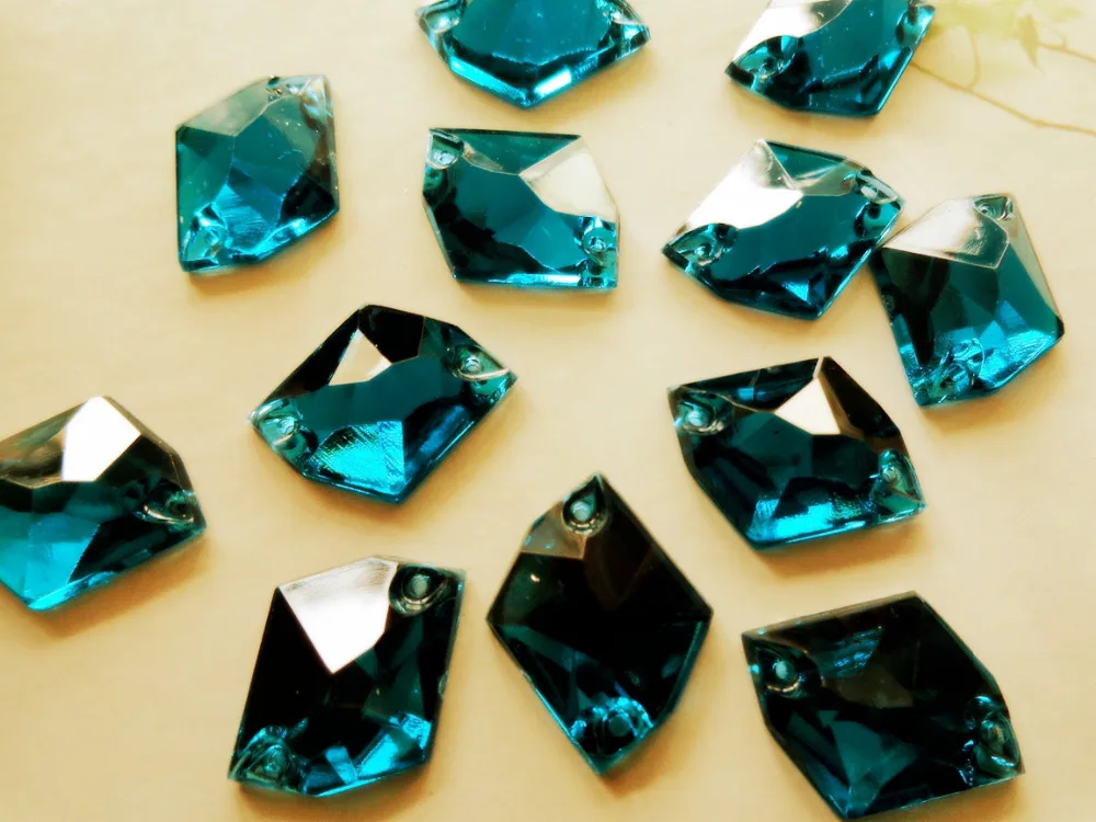 Green-blue Sew on  Rhinestone 21*16mm Acryl crystal  cosmic shape flatback strass Diamond Gem stone 100pcs/lot free shipping