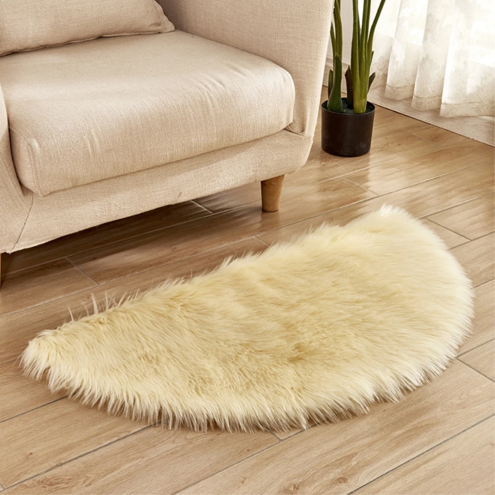 RAYUAN Semicircle Artificial Wool Sheepskin Hairy Carpet Faux Mat Seat Pad Fur Plain Fluffy Soft Area Rug Tapetes 45x90CM