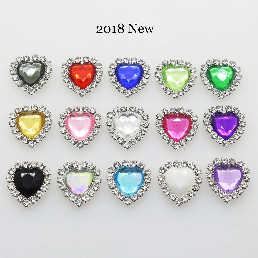 Mini 16mm(4/10 cal) 10 sztuk serca akrylowe guziki z kryształu górskiego DIY do włosów akcesoria ślubne zawiadomieniu o wszczęciu dekoracja ze wstążki