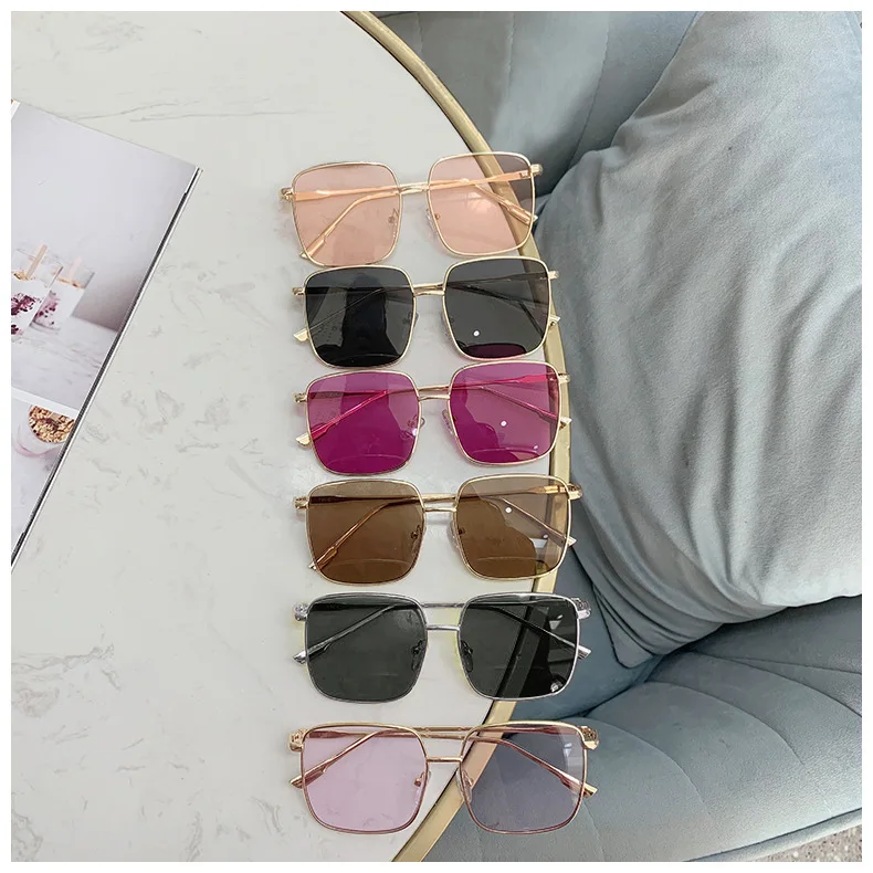 VWKTUUN Sunglasses Women Vintage Oversized Glasses Square Shades Metal Frame Womens Sunglasses UV400 Eyewear Ocean Lens Glasses