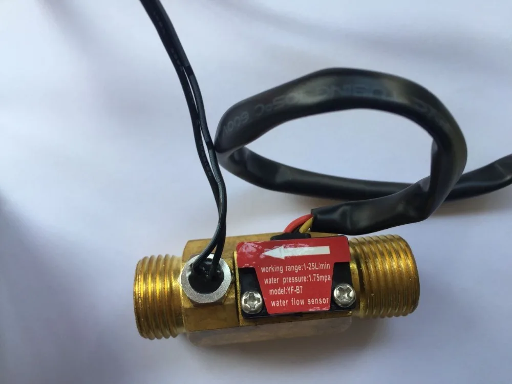 Brass Flow Sensor Temperature Measuring YF-B7 Hall Sensor Weter Switch+LCD Display Digital Flow Meter