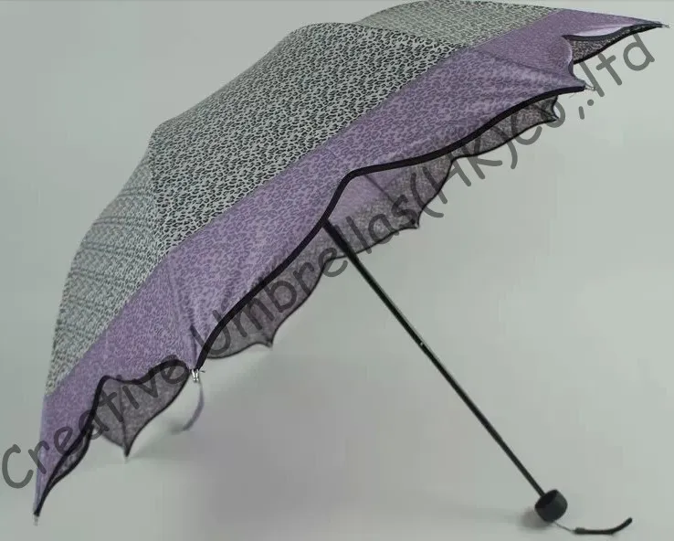 

Maple leaf umbrella,leopard printed fabric,8k ribs,three fold,manual umbrellas,imitation paradise umbrella steel shaft