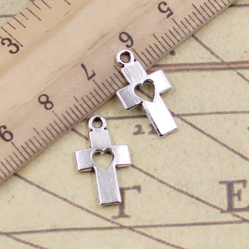 30 sztuk Charms krzyż serce 18x10mm tybetański brąz srebrny kolor wisiorki antyczne tworzenie biżuterii DIY Handmade Craft