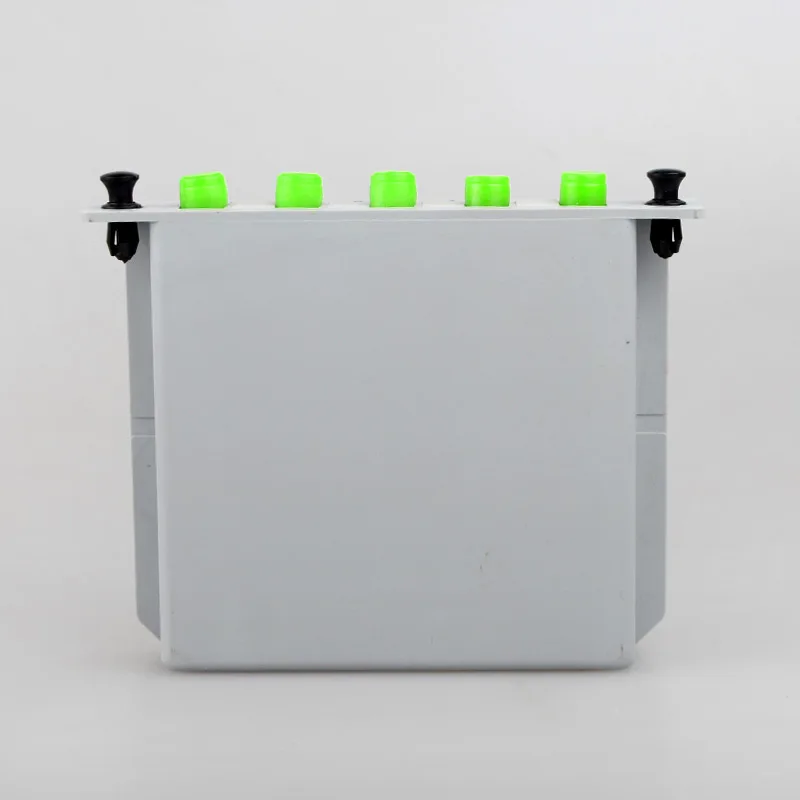 مقسم الألياف الضوئية 1 : 4 FC APC كاسيت PLC 1x4 مقسم بصري 1-4 صندوق CATV FTTH مصنع OEM