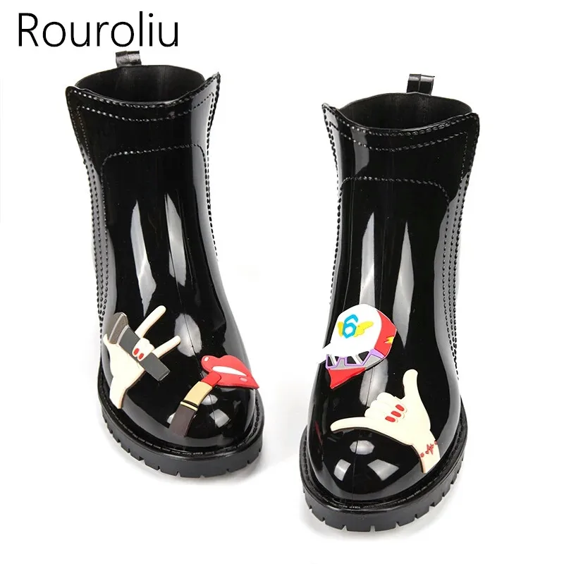 

Rouroliu Women Fashion Casual Rainboots Slip-on Waterproof Water Shoes Wellies Ankle Cartoon Rain Boots Woman RT311