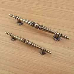 Antique Bronze Classic Furniture Hardware Handle Kitchen Cabinets Drawer Wardrobe Cupboard Handle Dresser Wooden Door Pull Knobs