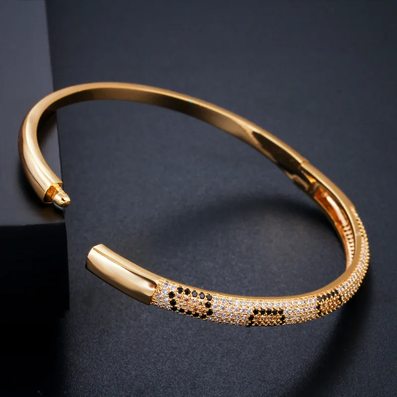Cwwcyrkon Micro Pave cyrkonia różowe złoto i srebro kolor miłość wąż Leopard otwarta bransoletka Bangle dla kobiet prezent BG032 — zdjęcie 3